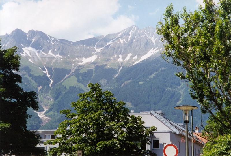 J101-Alps_around_Innsbruck.jpg